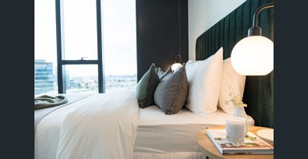 Modern New Apartment with City Convenience - MOVE IN NOW - Photo 4