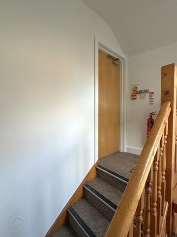 17 A Bridge Street, Lisburn, BT28 1XZ - Photo 5