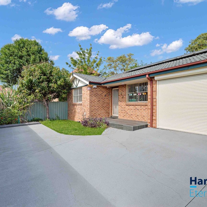 Charming 2-Bedroom Villa in the Heart of Girraween! - Photo 1