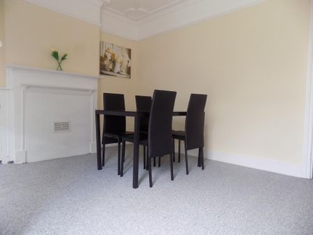 4 bedroom terraced house to rent - Photo 4