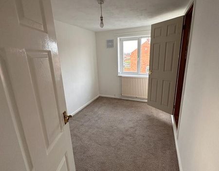 Queensland Avenue, South Shields, NE34 9DY - Photo 4