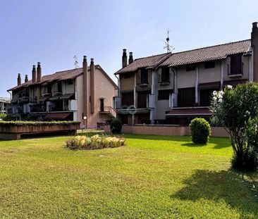 Trilocale viale Guglielmo Marconi 25, Centro, Sirmione - Photo 1