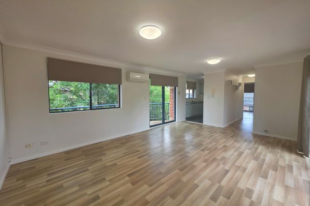 View Wednesday at 3:30PM - 3:45PM - Photo 1