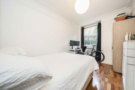 3 bedroom flat to rent - Photo 3