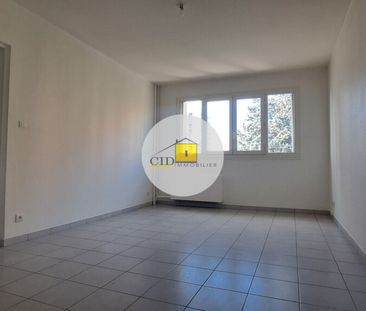 Location Appartement 2 pièces 49m² ST PRIEST 69800 - Photo 1