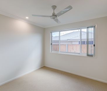 Stylish Family Home in a Peaceful Cul-de-Sac! - Photo 5