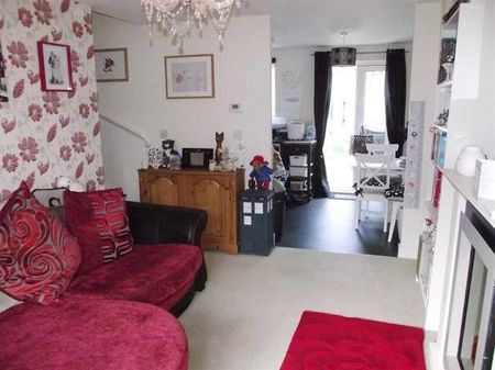 Blackburn Way, West Wick, Weston-Super-Mare - Photo 3