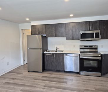 For Lease - 4263 Fourth Avenue Unit# 812, Niagara Falls, Ontario - Photo 6