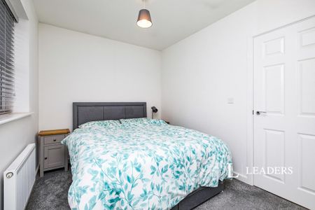 2 bedroom semi-detached house to rent - Photo 2