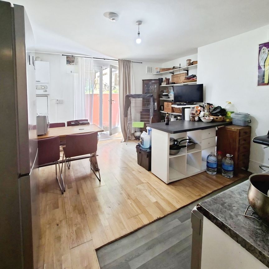 Brixton Hill, London, SW2 1QN - Photo 1