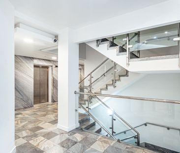 Available unfurnished from 15/12/2025 - Photo 6