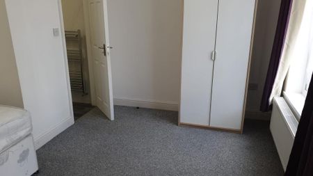 5 bedroom house share to rent - Photo 3