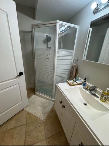 For Lease - 207 Shaftsbury Avenue Unit# basment, Richmond Hill, Ontario - Photo 2