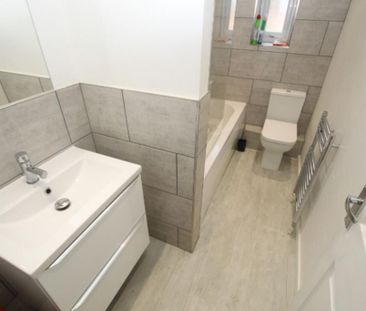 2 bedroom property to rent - Photo 5