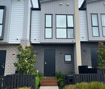Central townhouse in quiet neighbourhood - Photo 6
