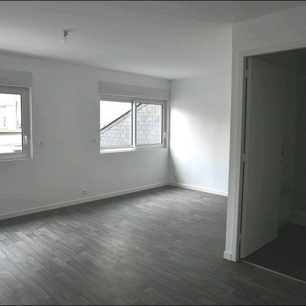 Studio Centre ville – - Photo 1