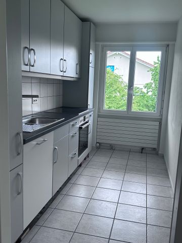 Gemütliche 3.5-Zimmer-Wohnung in Schwadernau – sofort verfügbar! - Photo 2