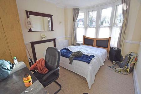 Africa Gardens, Heath/gabalfa, Cardiff, CF14 - Photo 2