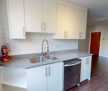 For Lease - 52 Waniska Avenue Unit# 6, Toronto, Ontario - Photo 5