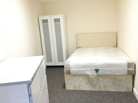 5 bedroom house share to rent - Photo 4