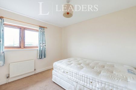 3 bedroom house to rent - Photo 2