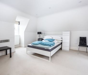 5 bedroom detached house to rent - Photo 3