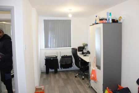 4 bedroom house to rent - Photo 4