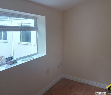 2 bed Semi-detached bungalow in Beaufort Rd , Weston-super-Mare, BS... - Photo 3