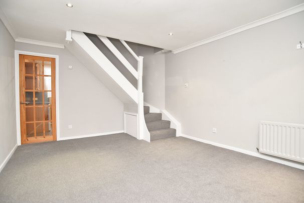 Pennywort Grove, Harrogate - Photo 1