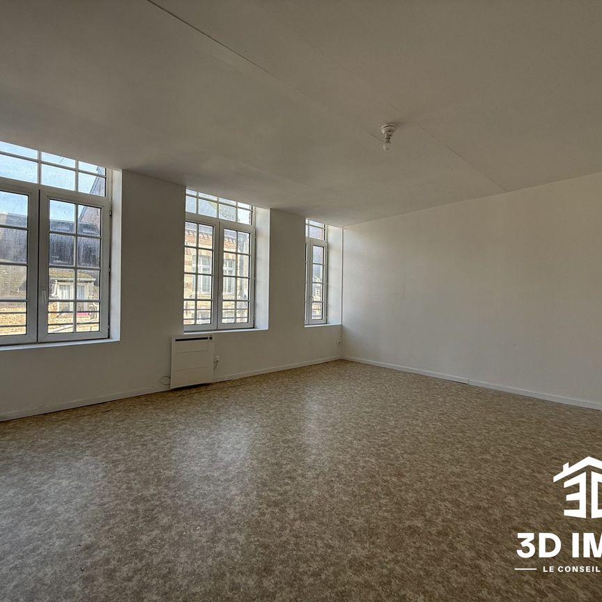 Location Appartement 3 pièces 75m² AVESNES SUR HELPE 59440 - Photo 1