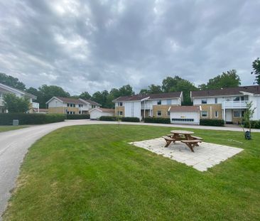 Pluringvägen, Falkenberg - Photo 1