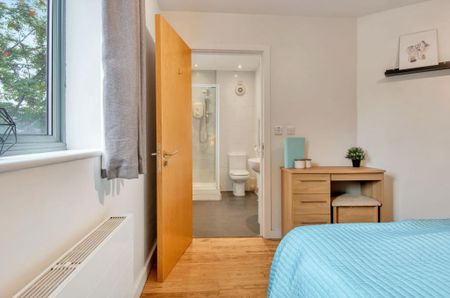 4 bedroom house to rent - Photo 3