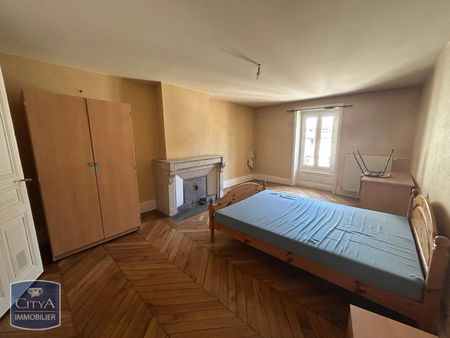 Location Appartement 3 pièces 85m² BOURG EN BRESSE 01000 - Photo 3