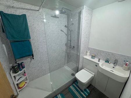 1 bedroom flat to rent - Photo 5