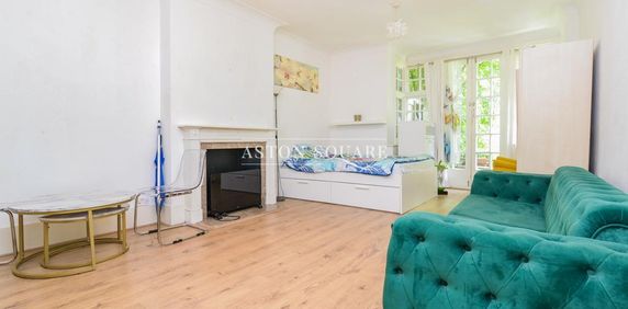 Studio to rent - Photo 2