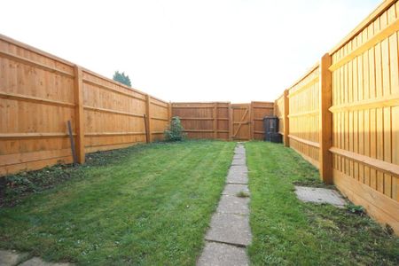 2 bedroom terraced house to rent - Photo 5