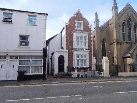 1 bedroom flat to rent - Photo 4