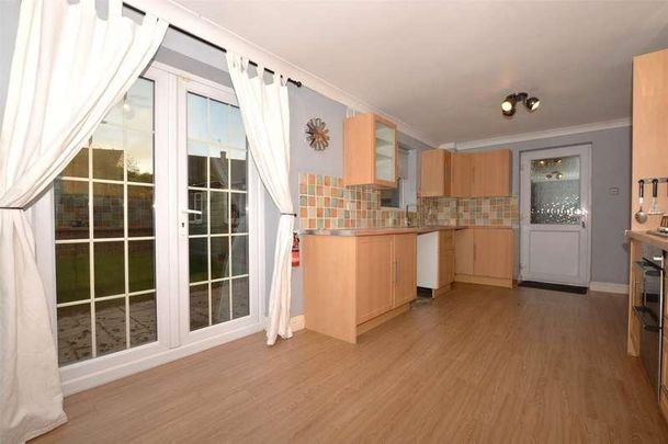 Reeve Road, Reigate, Surrey, RH2 - Photo 1