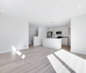 For Lease - 917 Creekway Private, Kanata, Ontario - Photo 3