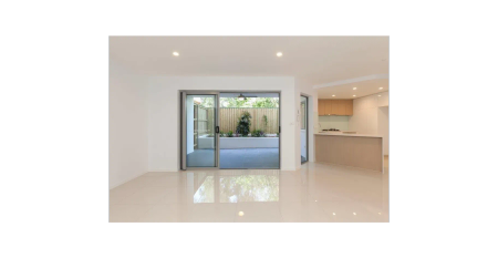 Modern, comfortable, and conveniently located, this spacious apartment offers a relaxed lifestyle close to everything. - Photo 2