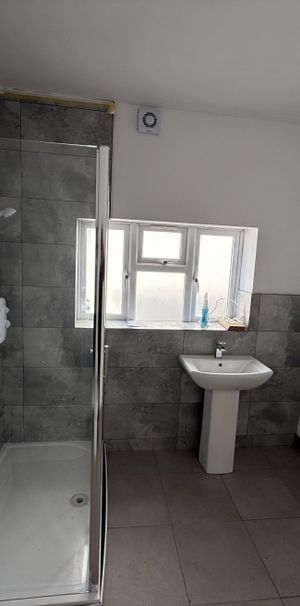 1 bedroom house share to rent - Photo 1