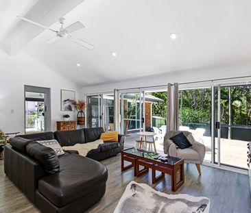 Family Living in Tewantin - Photo 2