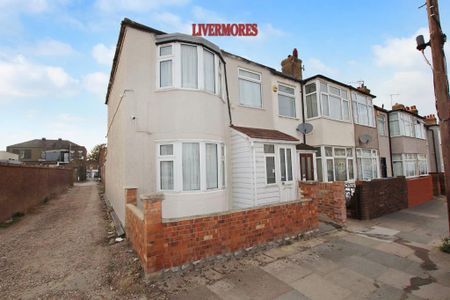 3 bedroom end of terrace house to rent - Photo 4