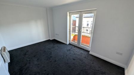 To Let 2 Bed Apartment - Photo 2