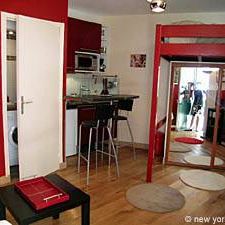 Logement à Paris, Location meublée - Photo 1