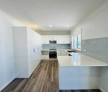 Home For Rent - Photo 5