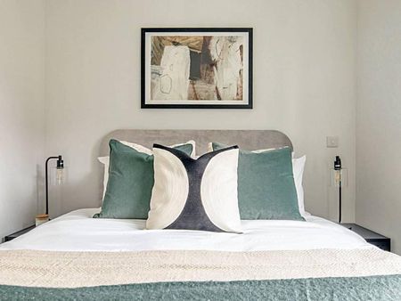 3 bedroom apartment to rent - Photo 4