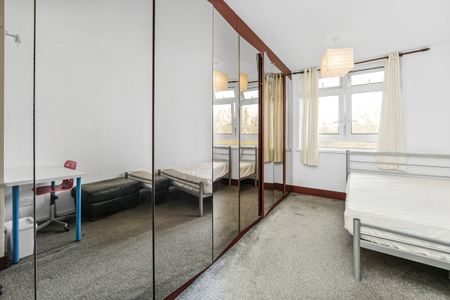 3 Bed Flat, Bromley High Street, E3 - Photo 5
