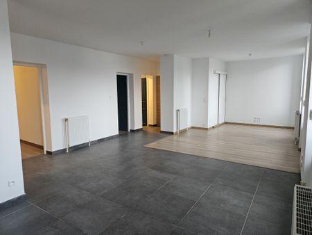 Location Appartement 3 pièces 71m² BELFORT 90000 - Photo 4