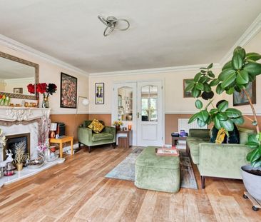 4 bedroom House To Let - Photo 3